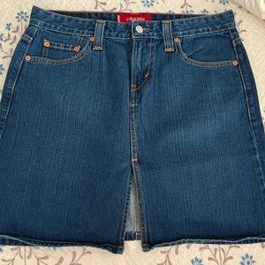 Levi Skirt Jr Low Slouch Low Slouch 5 pocket 100% cotton In NEW Condition